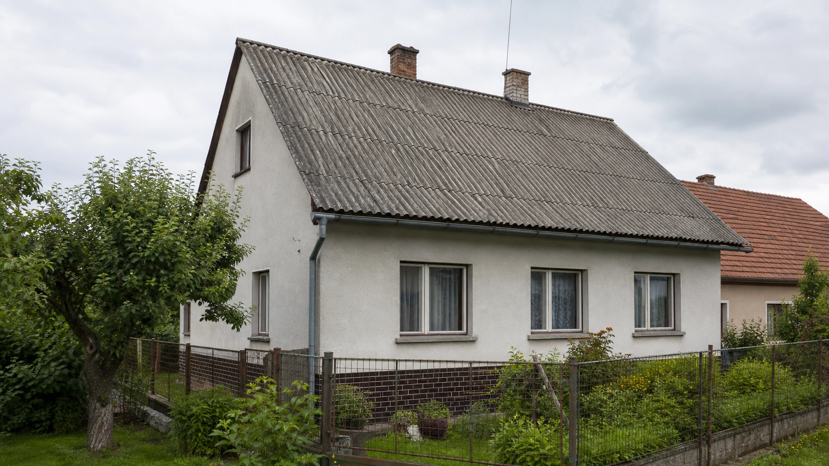 Výměna eternitové střechy: jak postupovat krok za krokem